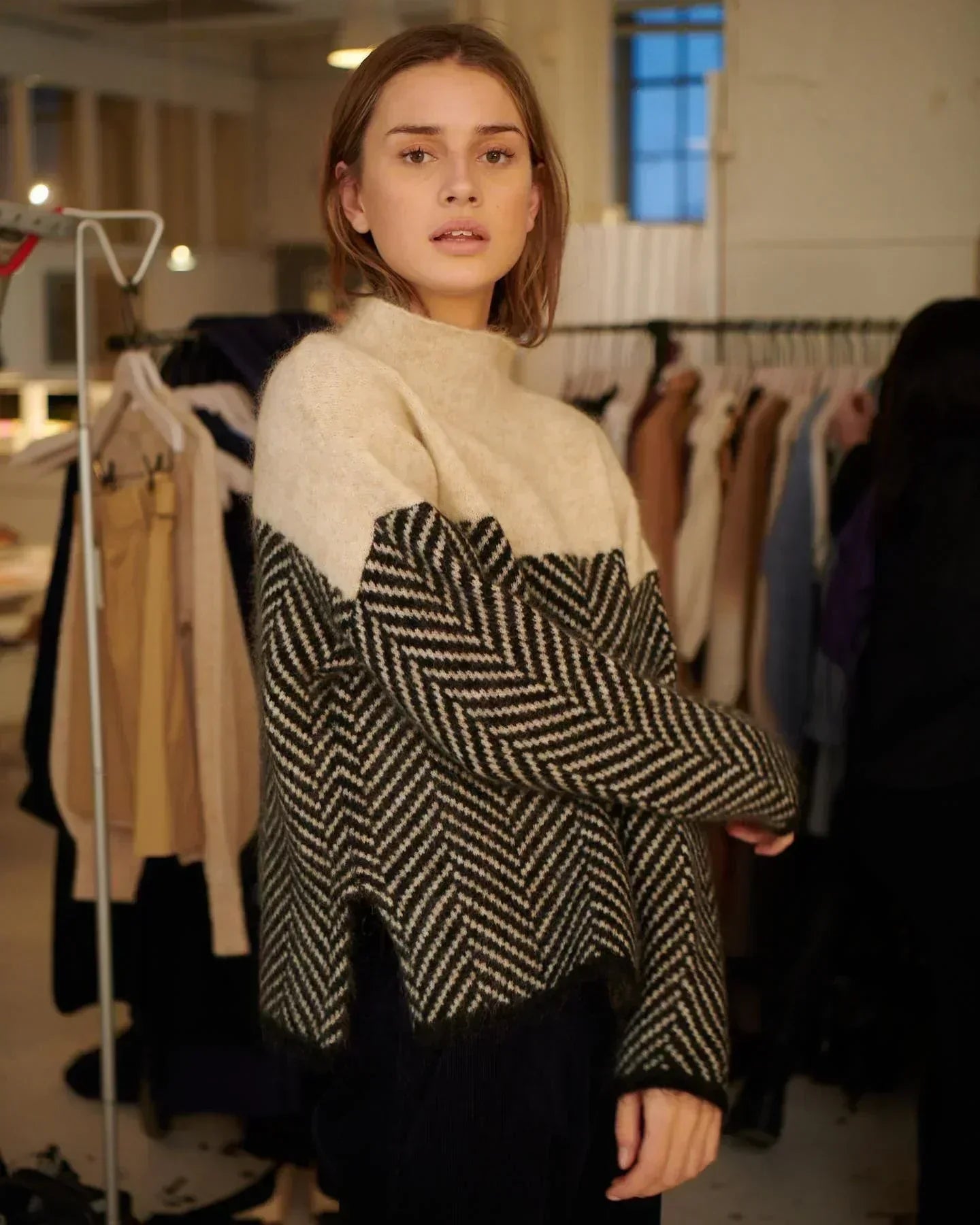 Genevieve - Premium Turtleneck in Luxurious Knit
